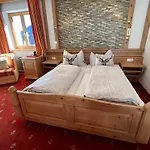 Garni Gafluna Pensionat 3*