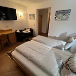 Pensión Garni Gafluna Sankt Anton am Arlberg